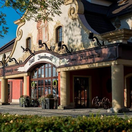 Hotel Nowodworski Legnica Extérieur photo