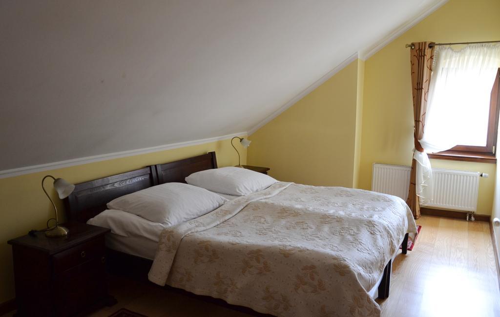 Hotel Nowodworski Legnica Extérieur photo