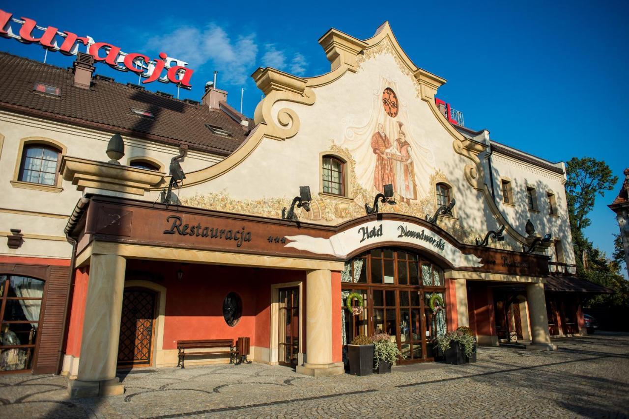 Hotel Nowodworski Legnica Extérieur photo